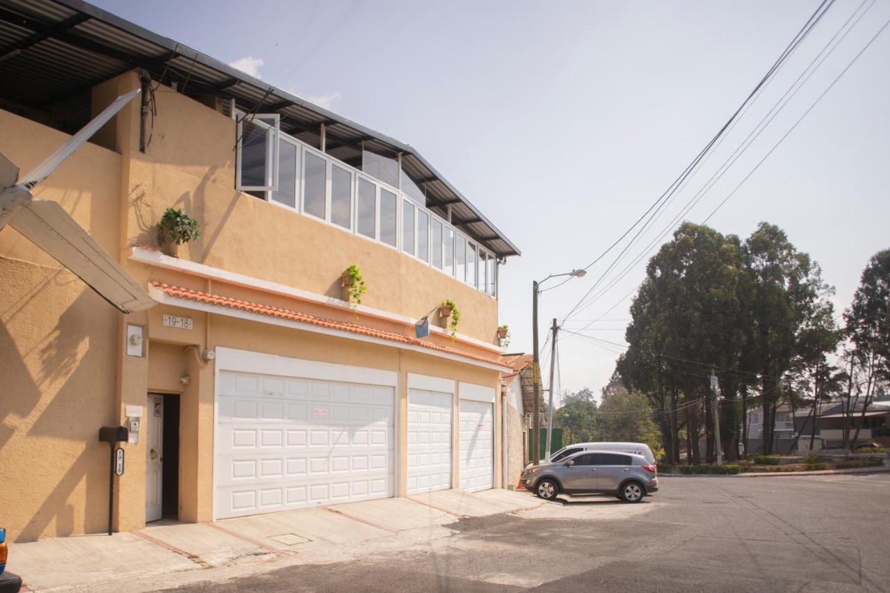 Euro Hostal Ciudad Guatemala Eksteriør billede