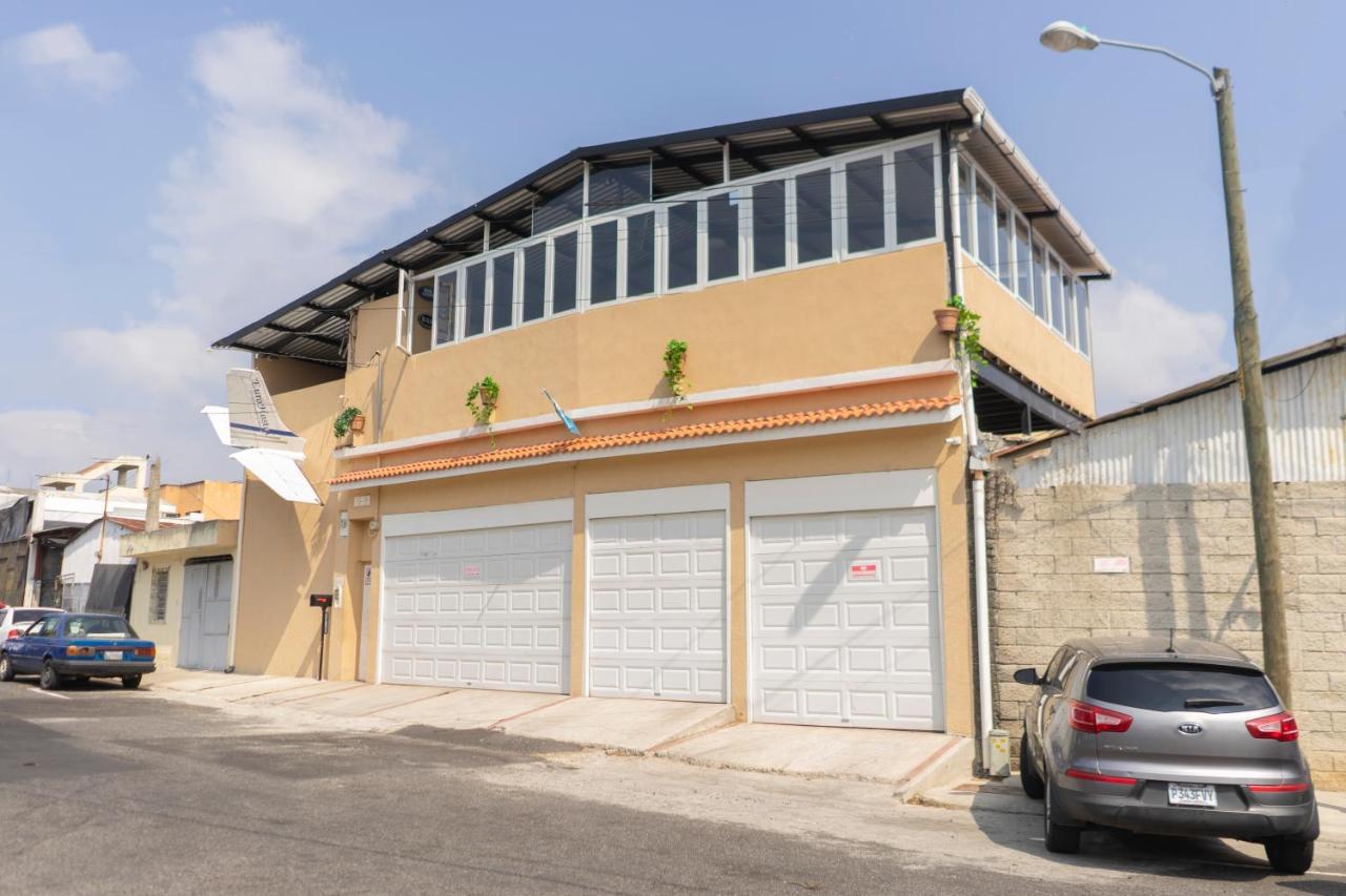Euro Hostal Ciudad Guatemala Eksteriør billede