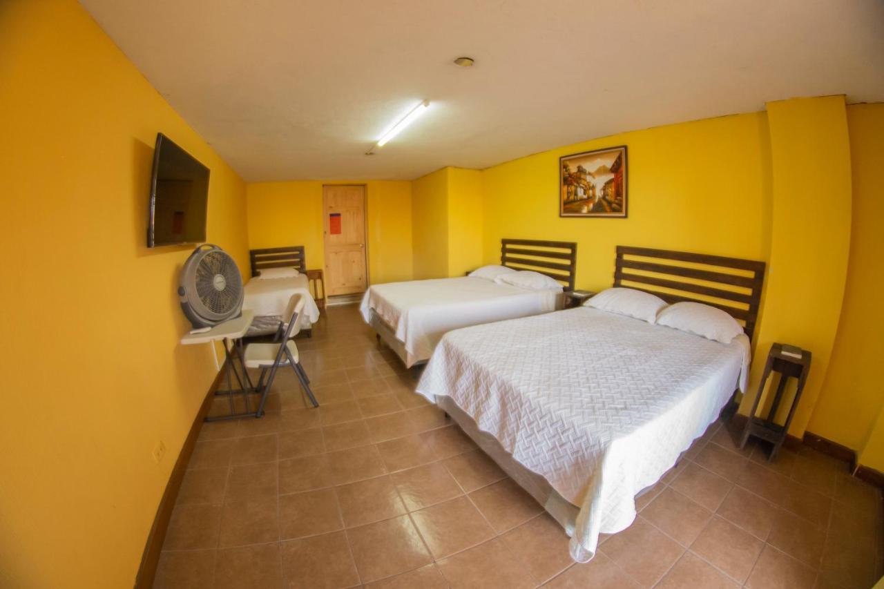 Euro Hostal Ciudad Guatemala Eksteriør billede