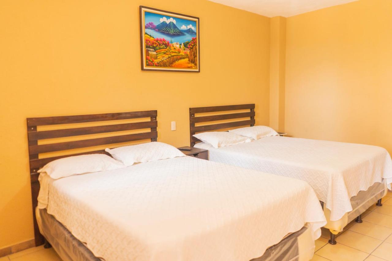 Euro Hostal Ciudad Guatemala Eksteriør billede