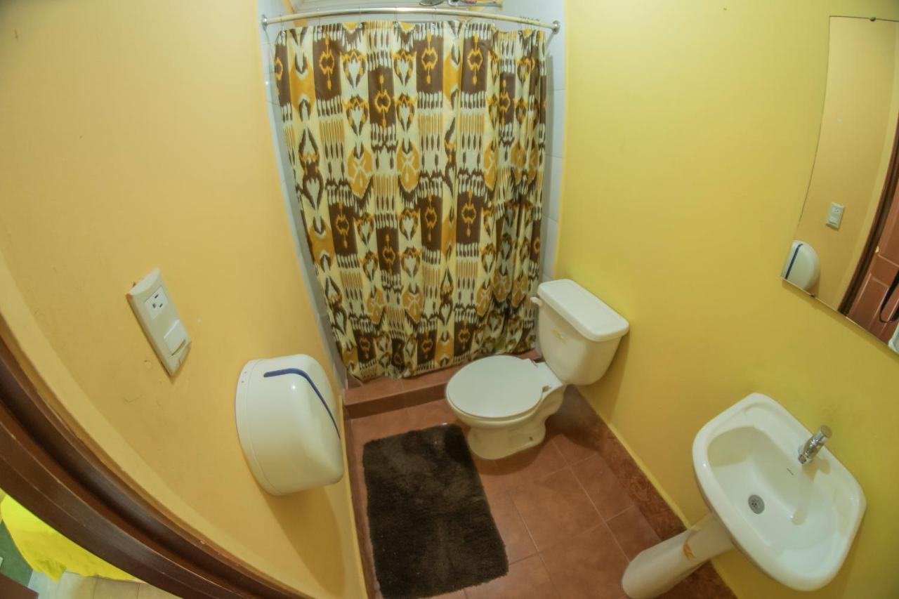 Euro Hostal Ciudad Guatemala Eksteriør billede