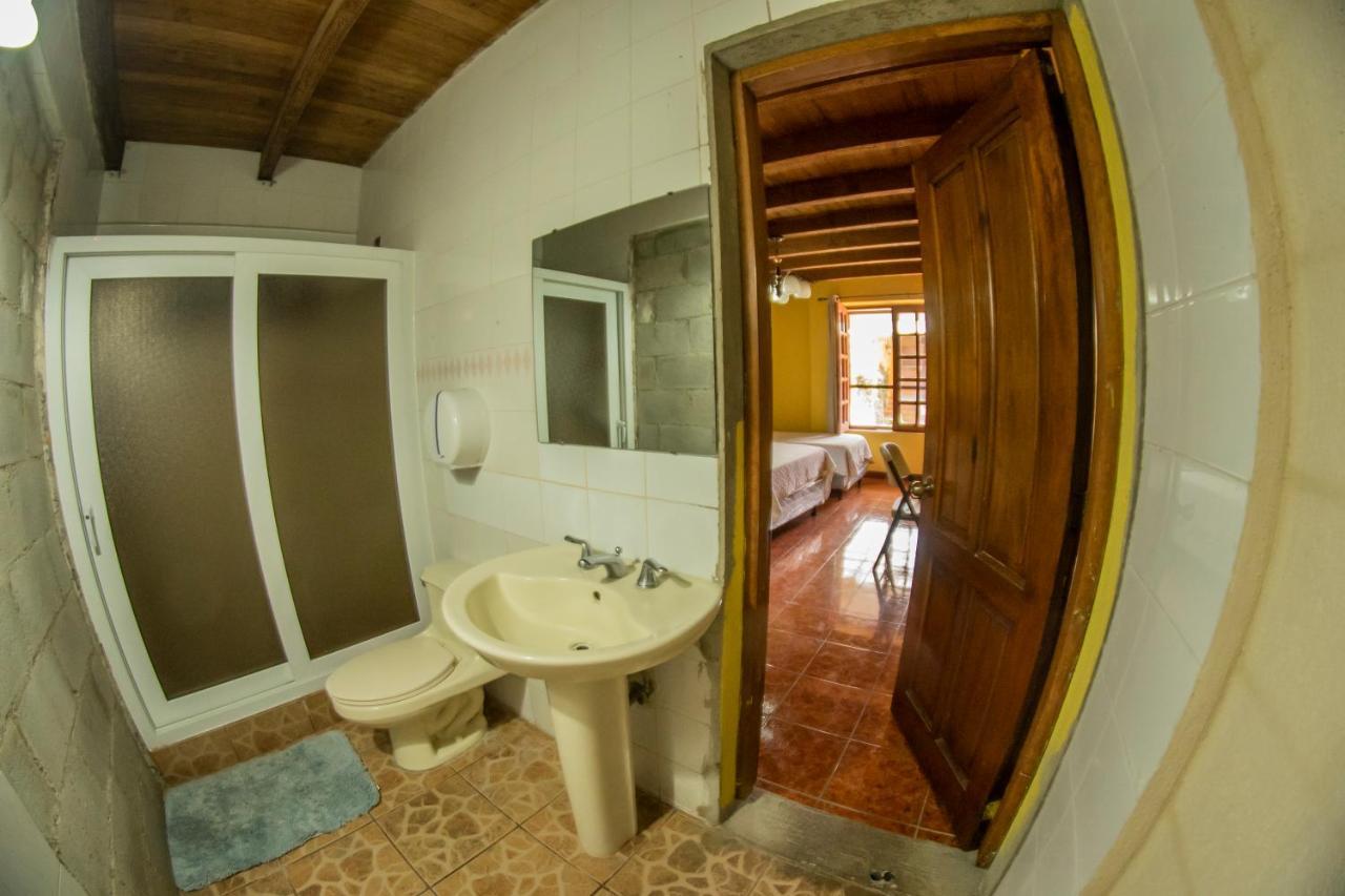 Euro Hostal Ciudad Guatemala Eksteriør billede